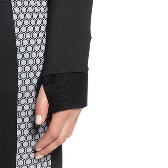 Hunger Games Capitol Couture by Trish Summerville - Picture 2 of 8